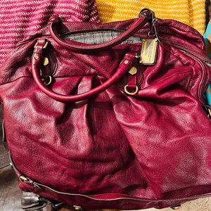 Burgundy red mark Jacobs, classic vintage bag for woman and man can eve bay